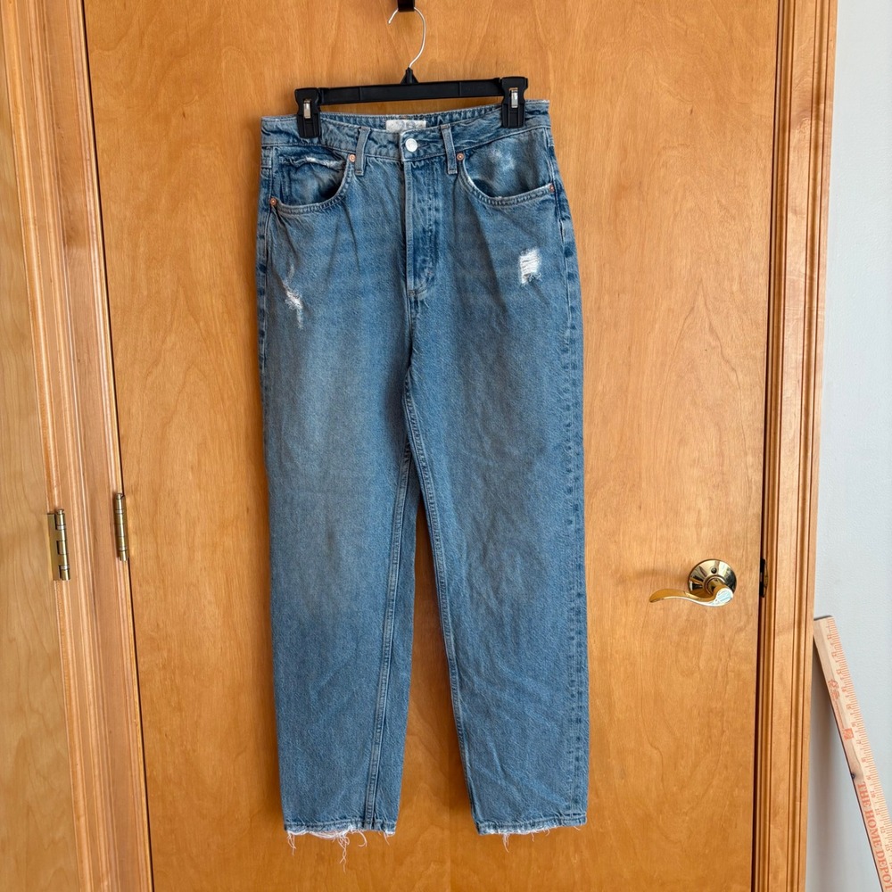 WE THE FREE Mom Jeans Distressed Ripped Raw Hem Blue Size 29‎